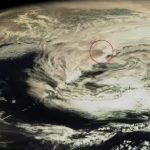 Роскосмос показал выброс вулкана Шивелуч на спутниковых снимках